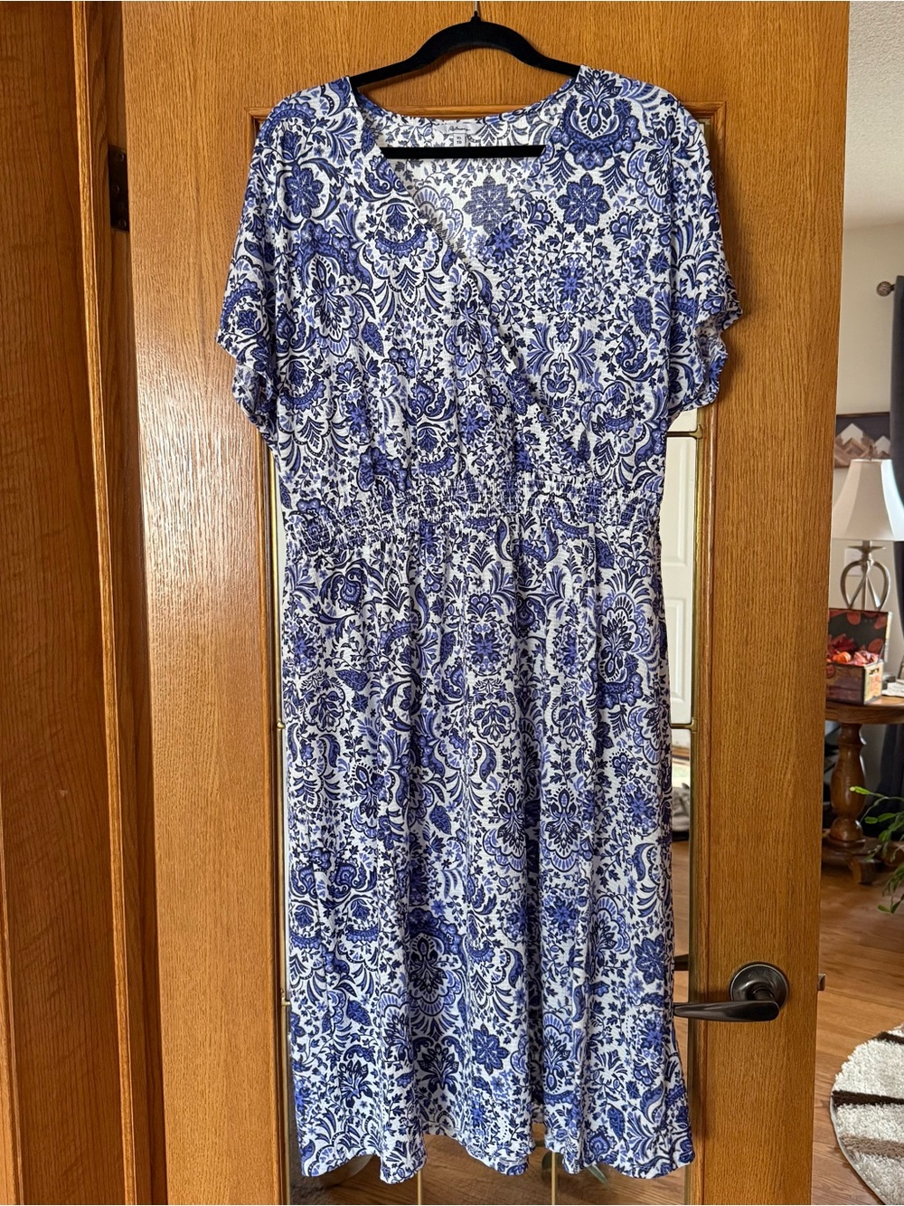 Reitmans Blue and White Floral Maxi Dress
